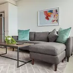 117 On Strand - City Apartments